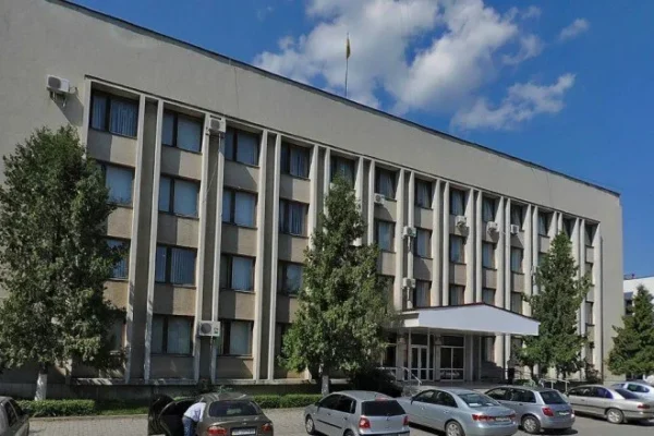 Посадовець Мукачівської РДА торгував фіктивними бронюваннями від мобілізації
