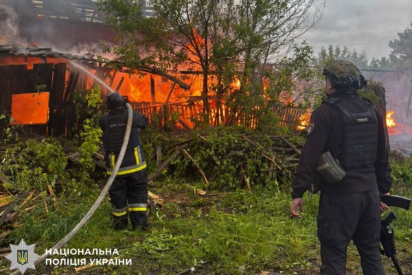 Ворог масовано атакував населені пункти Чернігівщини. Зафіксовані масштабні руйнування
