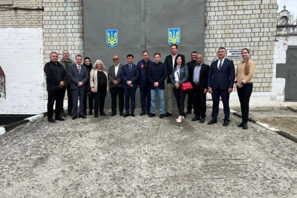 Представники 14 країн відвідали табір утримання військовополонених “Захід-1”