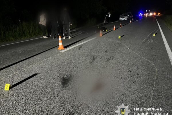 На Прикарпатті у ДТП загинув 17-річний мотоцикліст, ще двоє неповнолітніх потрапили до лікарні (ФОТО)