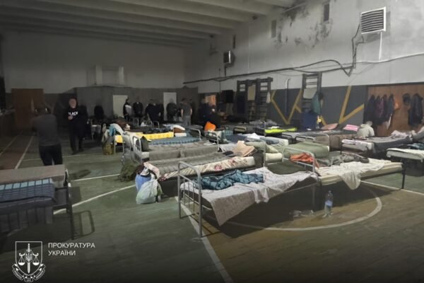 На Закарпатті посадовцям РТЦК повідомили про підозру через незаконне утримання людей та катування