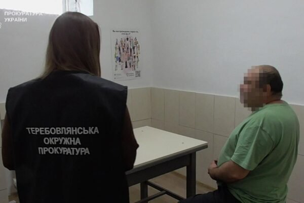 На Тернопільщині псевдоволонтер ошукав матір зниклого безвісти військового