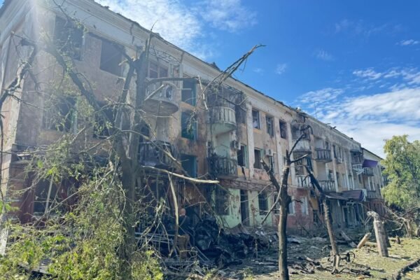 Ворог скинув авіабомби на Слов’янськ. Є поранені