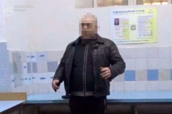 Ударом позбавив в’язня зору на одне око: У Львові повідомили про підозру інспектору СІЗО