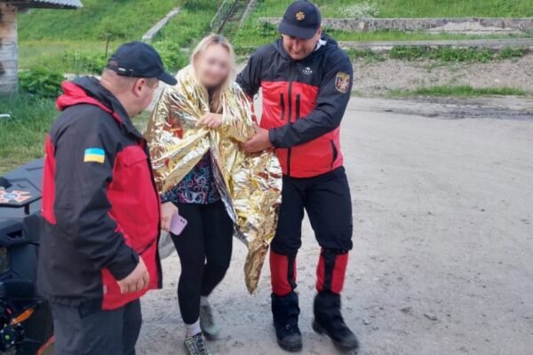 У Карпатах внаслідок удару блискавки постраждала туристка