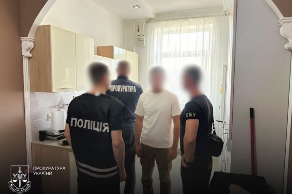 На Львівщині екскерівника підприємства Міноборони викрили на махінаціях з орендою майна