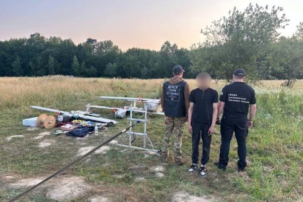 Закарпатець налагодив контрабанду сигарет безпілотниками – його спіймали «на гарячому»