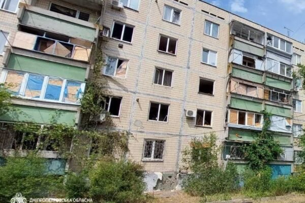 Росіяни обстріляли три райони Дніпропетровщини: Двоє людей поранені