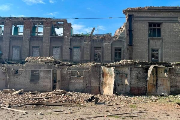 Філатов показав наслідки ворожого удару по Дніпру (ФОТО)