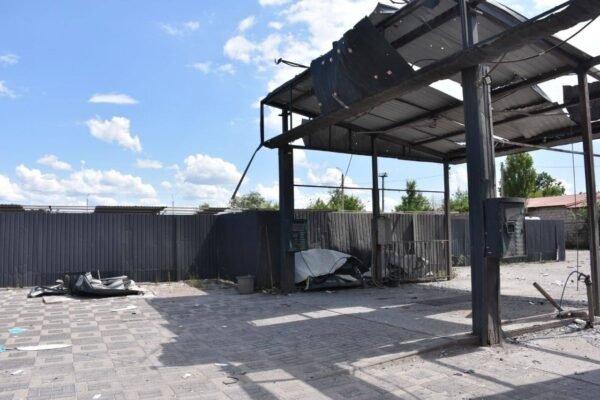 Росіяни двічі вдарили по спальному району Краматорська: Є загиблі