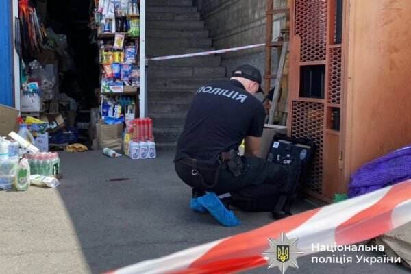 У Вінниці чоловік зарізав жінку і покінчив із собою