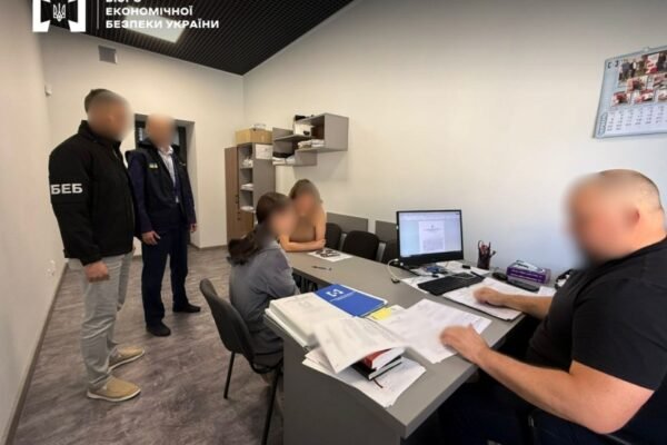 На Вінниччині група осіб заволоділа коштами, призначеними для закупівлі обладнання для лікарні, – БЕБ