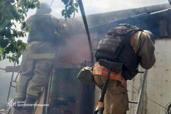 Росіяни атакували рятувальників у Нікополі