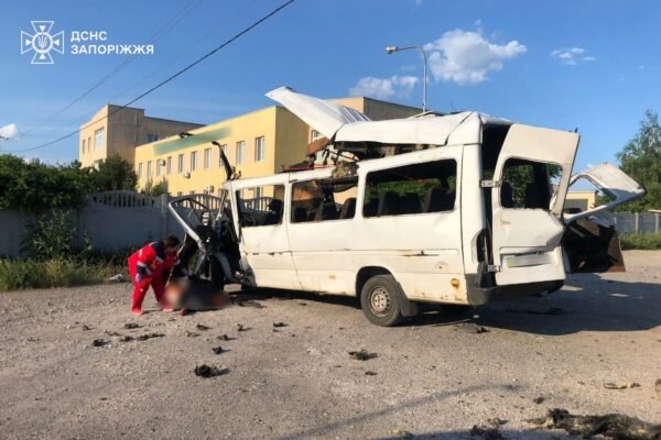 Ворог вдарив по Запоріжжю: Загинув водій маршрутки
