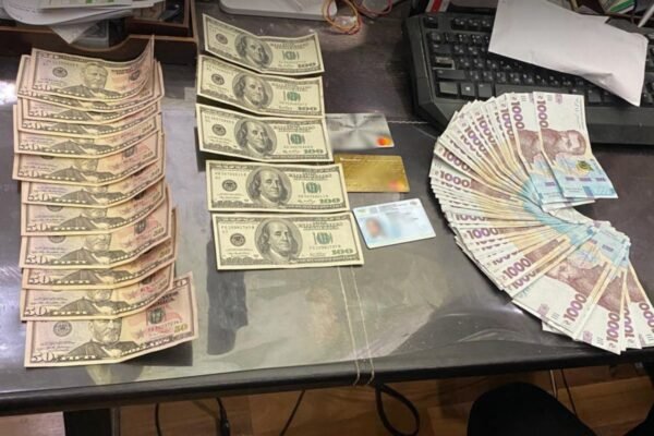 БЕБ завершило розслідування щодо підробки водійських посвідчень на Волині