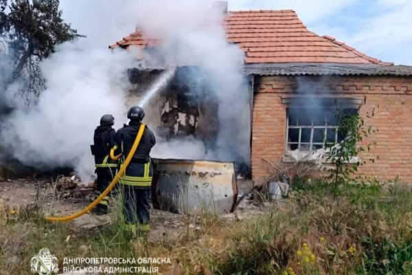 Ворог обстріляв Дніпропетровщину: Поранені 12 людей