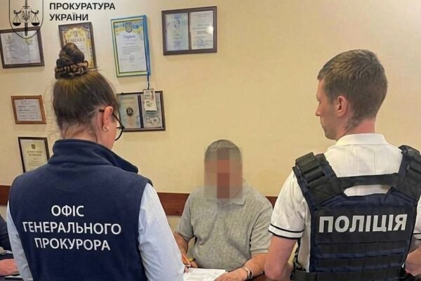 Придбав квартири для дітей-сиріт за завищеними цінами: Колишньому посадовцю Одеської міськради повідомили про підозру