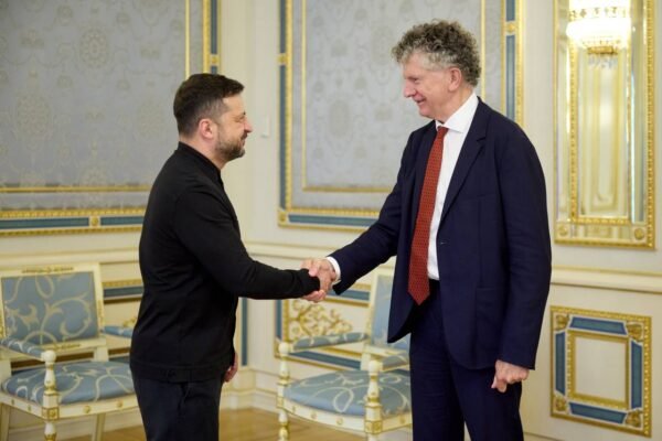Зеленський зустрівся із радником Стармера: Обговорили подальшу підтримку України