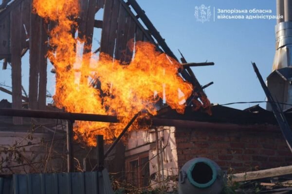 Окупанти знову вдарили по Запоріжжю: Внаслідок ворожих обстрілів загинули дві людини