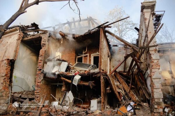 Масований ракетний удар по Дніпру 2 червня: В ОВА розповіли про стан поранених