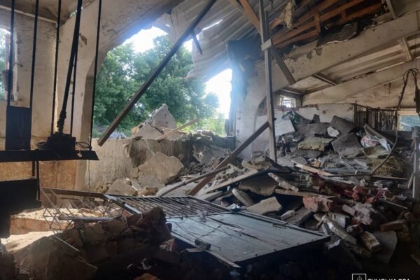 На Сумщині окупанти атакували кінно-спортивну школу. Загинули коні