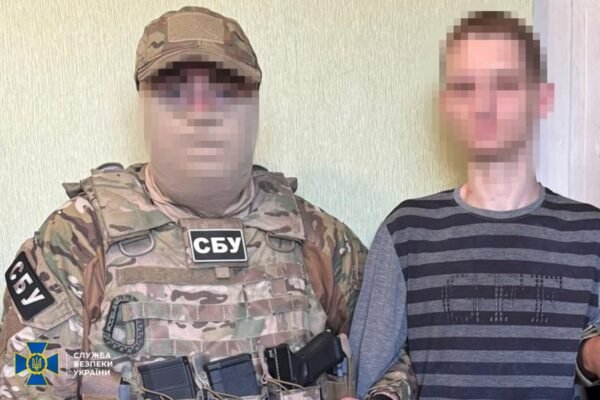 Наводив атаки на оборонців: У Запоріжжі затримали дерертира-коригувальника