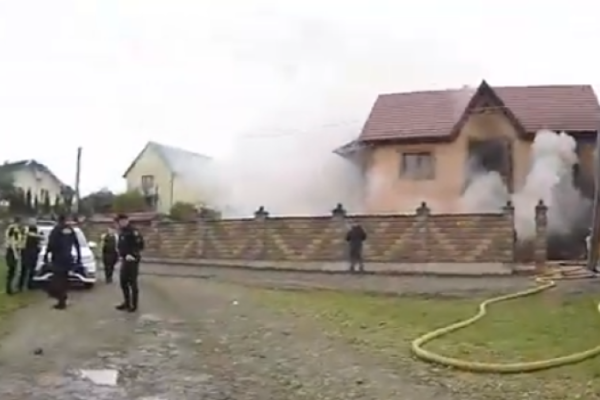 На Львівщині чоловік після конфлікту з тещею облив себе бензином і підпалив: Він помер у реанімації (ВІДЕО)