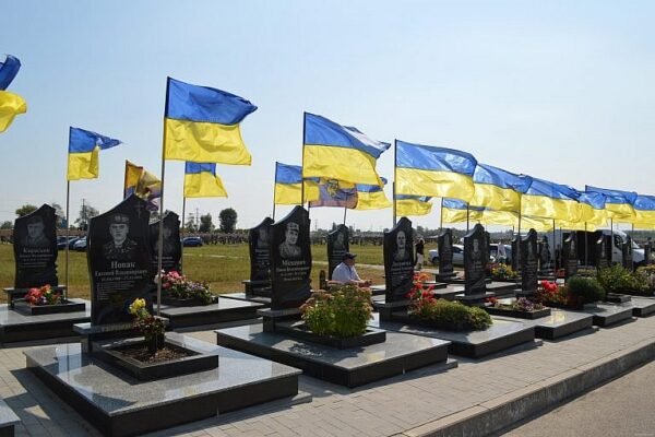 У Миколаєві встановлять камери у місцях почесних військових поховань