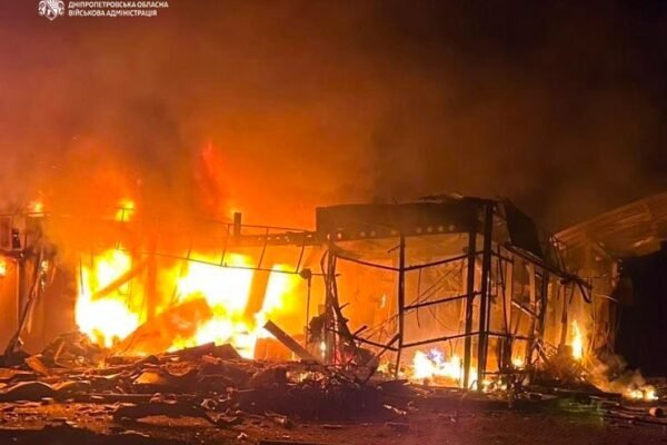 Росіяни вдарили по Дніпропетровщині: Одна людина загинула