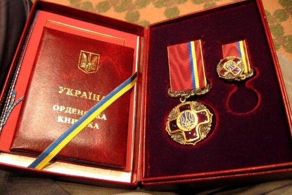 З нагоди Дня Української Державності президент відзначив шістьох представників Львівщини