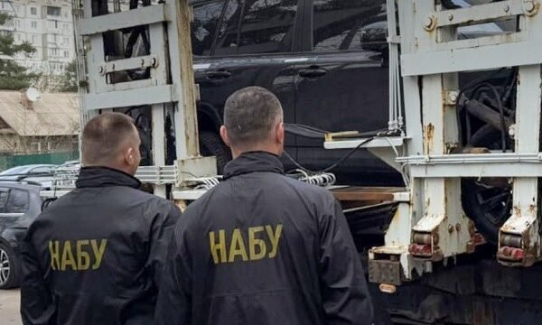 Привласнили майже 150 мільйонів Нацгвардії: Викрито групу посадовців