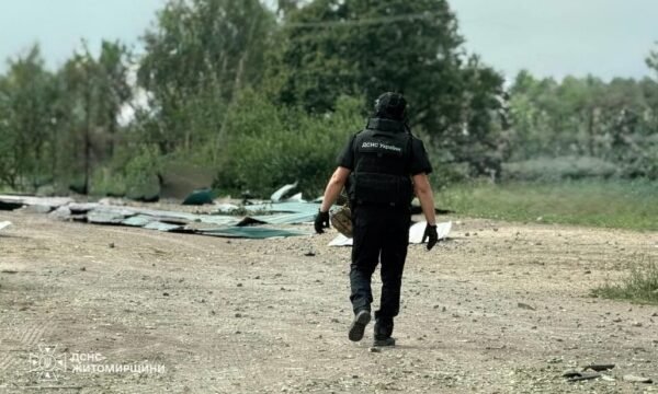 На Житомирщині внаслідок обстрілу постраждали понад 300 будівель
