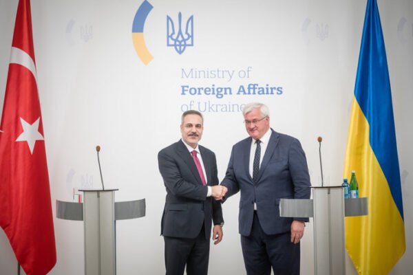Сибіга заявив, що Зеленський і Путін могли б зустрітися у Туреччині