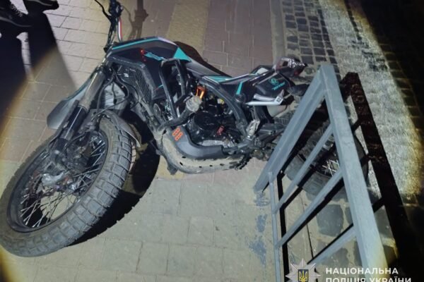 У нічній ДТП у Львові загинув 21-річний мотоцикліст