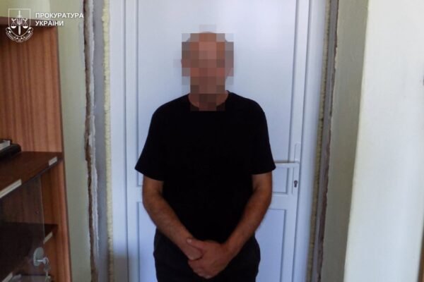 На Львівщині шахрай, видаючи себе за працівника медкомісії, видурив у двох жінок понад 9 тисяч доларів