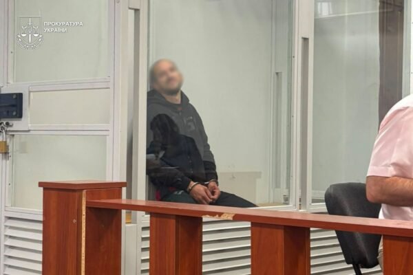 В Ужгороді взяли під варту 47-річного чоловіка, який стріляв у правоохоронців