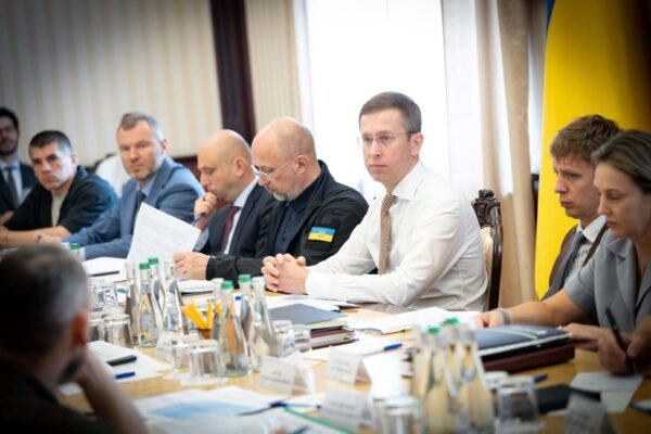 Корецький доручив до кінця тижня надати реальну картину виконання планів стійкості