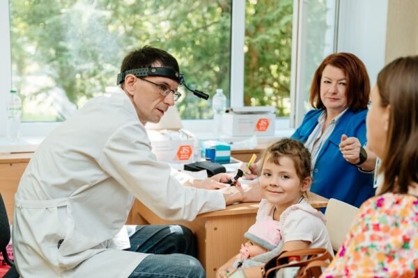 Понад 330 дітей Ладижинської громади безкоштовно пройшли комплексні медичні обстеження