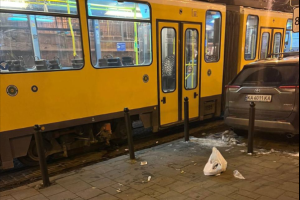 Бездомний чоловік після наїзду трамвая відсудив у «Львівелектротрансу» 1 млн грн