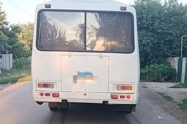 На Кіровоградщині маршрутка збила 7-річного велосипедиста