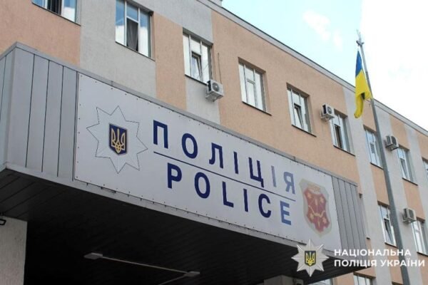 В Полтаві з 6 поверху випала 11-річна дитина