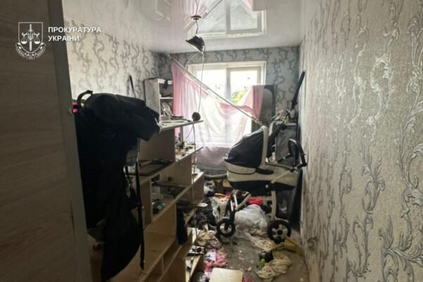 У Дніпрі мати заморила голодом двомісячну дитину