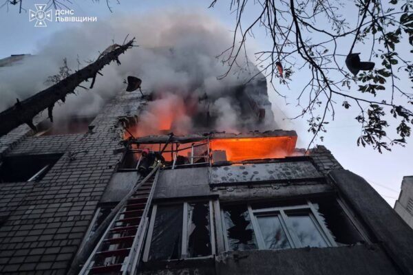 Росіяни вночі масовано атакували ракетами Львів. Відомо про 26 постраждалих