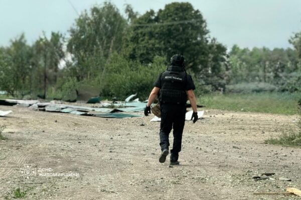 Ворог атакував агропідприємство на Житомирщині. Відомо про 6 поранених