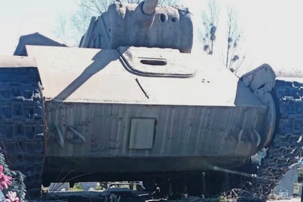 На Харківщині викрали пам’ятник-танк, поліція шукає кілька діб