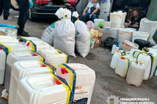 У двох киян вилучили наркотиків на майже три мільйони гривень