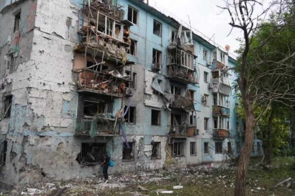 Росіяни скинули 5 КАБів на Запоріжжя: Поцілили по житловому сектору