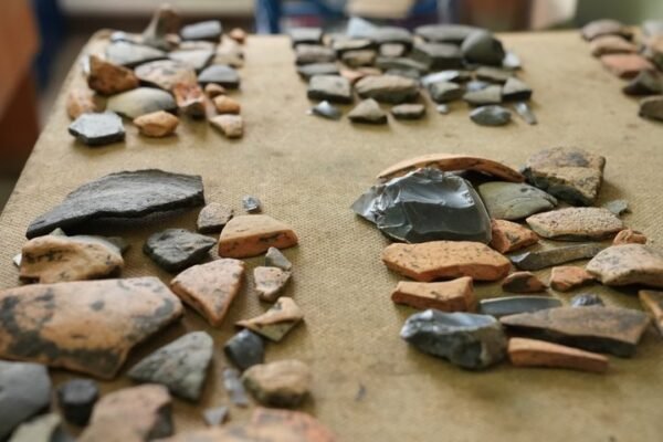 Поблизу Тустані на Прикарпатті археологи знайшли артефакти, яким щонайменше п’ять тисяч років