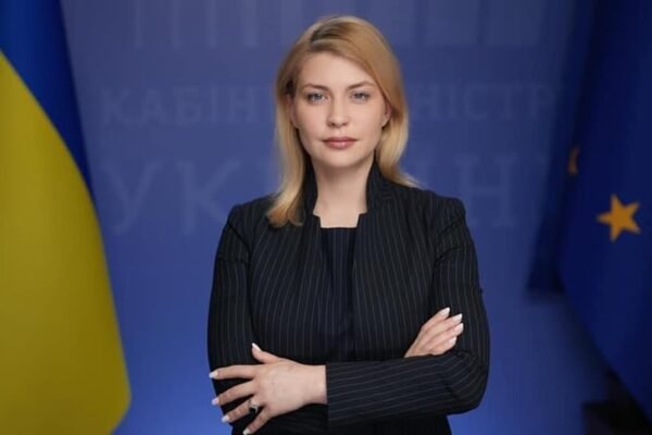 Ольгу Стефанішину звільнено з посади посла України в США