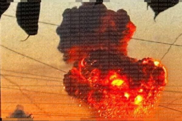 На Київщині внаслідок ворожого удару прогриміли вибухи з подальшою детонацією: Щонайменше 27 людей загинули, понад 40 поранені